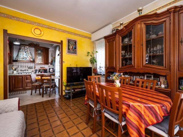 Appartamento in vendita di 93 m² in Via Antonio Canova Scultore, 15