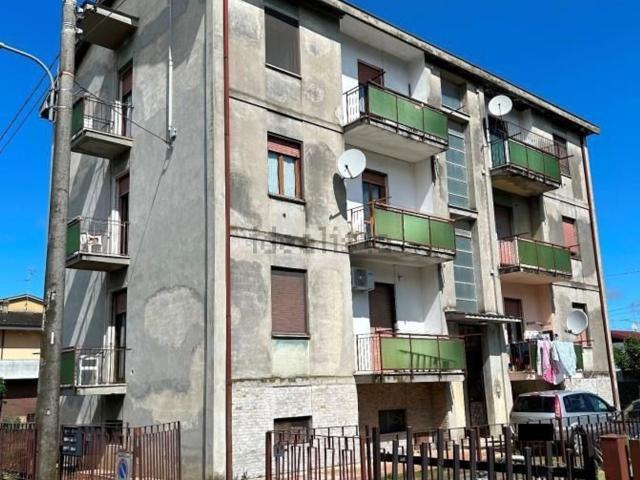 Appartamento in vendita di 93 m² in Via Antonio Stradivari, 9