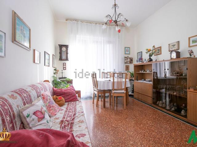 Appartamento in vendita di 93 m² in Via Aurelio Robino