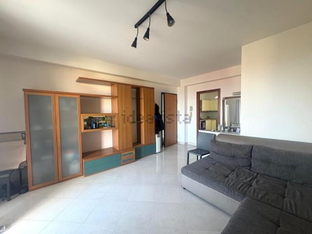 Appartamento in vendita di 93 m² in Via Birago