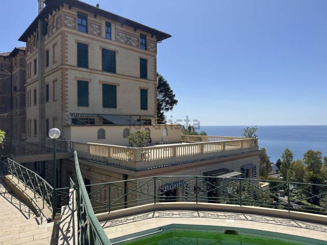 Appartamento in vendita di 93 m² in Via Camillo Benso Conte di Cavour, 46