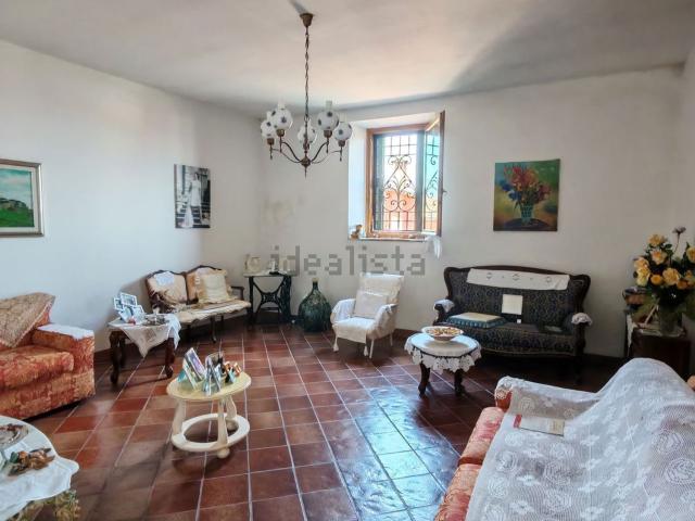 Appartamento in vendita di 93 m² in Via Campriana