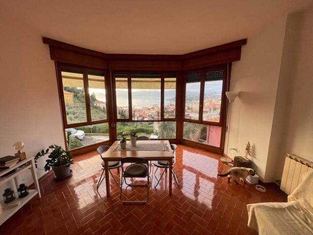 Appartamento in vendita di 93 m² in Via Carbognano 3 ° Traversa