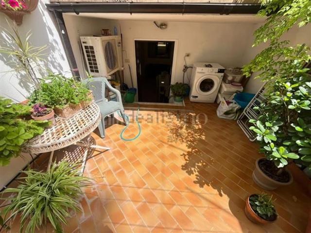 Appartamento in vendita di 93 m² in Via Carlo Mirabello