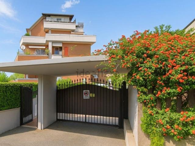Appartamento in vendita di 93 m² in Via Castel Guelfo