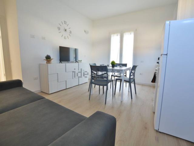 Appartamento in vendita di 93 m² in Via Ciusa Francesco, 28
