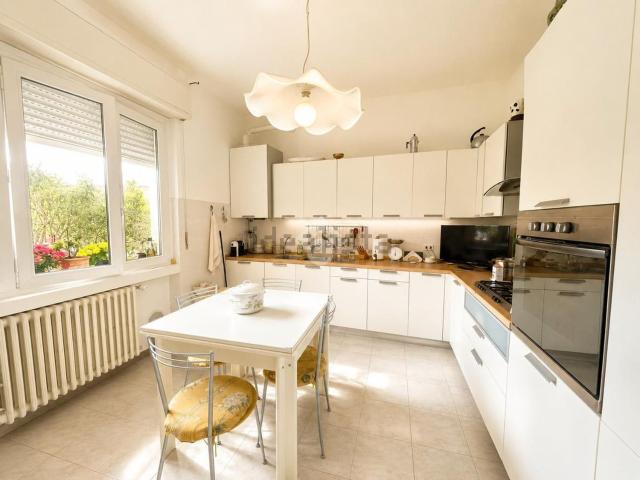 Appartamento in vendita di 93 m² in Via Como, 15
