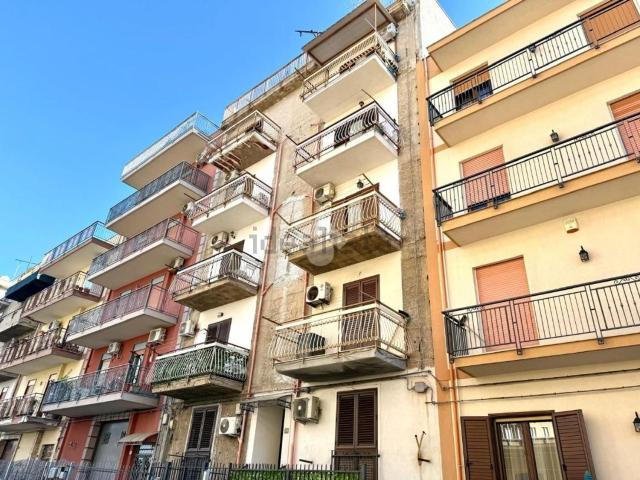 Appartamento in vendita di 93 m² in Via Conte Federico