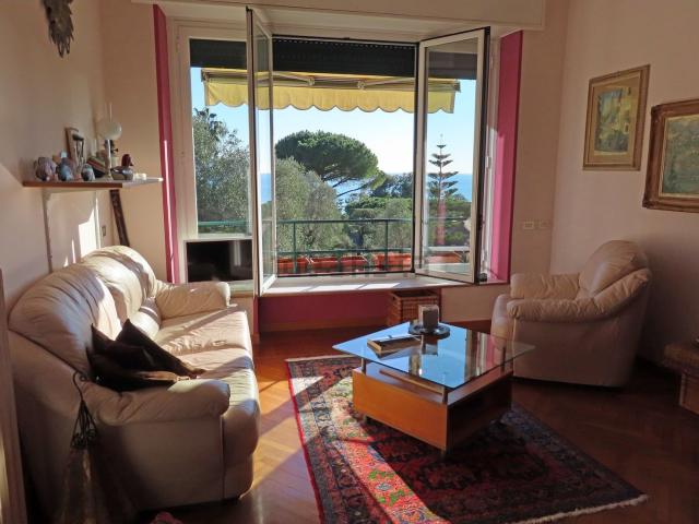 Appartamento in vendita di 93 m² in Via Conca del Sole, 8