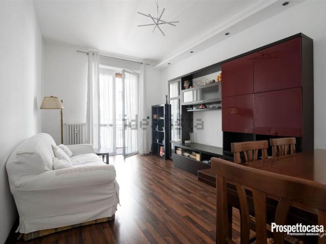 Appartamento in vendita di 93 m² in Via Curio Dentato, 11