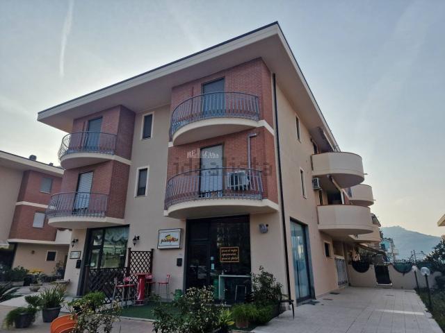 Appartamento in vendita di 93 m² in Via dei Tigli