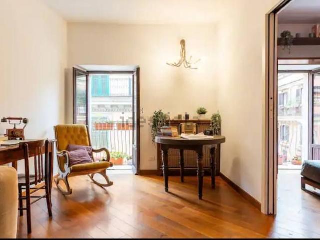 Appartamento in vendita di 93 m² in Via di San Martino Ai Monti