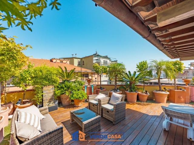 Appartamento in vendita di 93 m² in Via Don Boselli, 12