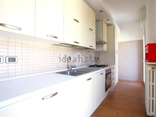 Appartamento in vendita di 93 m² in Via Emilia, 73