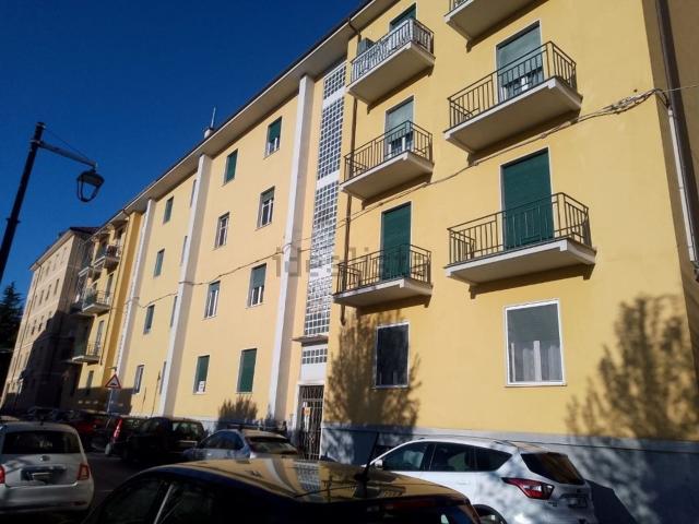 Appartamento in vendita di 93 m² in Via Fratelli Moiso