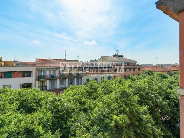 Appartamento in vendita di 93 m² in Via Gaspare Aselli, 33