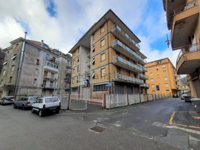 Appartamento in vendita di 93 m² in Via General Cantore