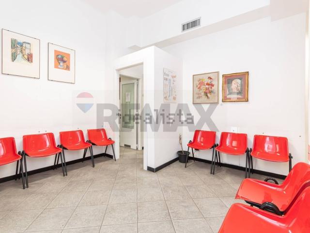 Appartamento in vendita di 93 m² in Via Giovanni Torti, 33