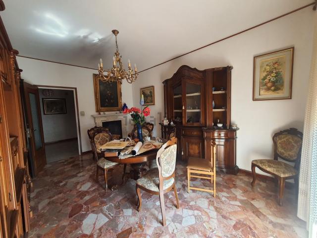 Appartamento in vendita di 93 m² in Via Giacinto Macciò