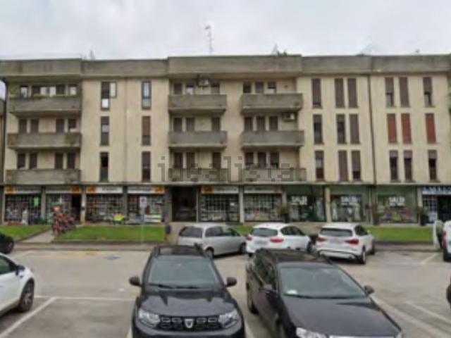 Appartamento in vendita di 93 m² in Via Giuseppe Mazzini