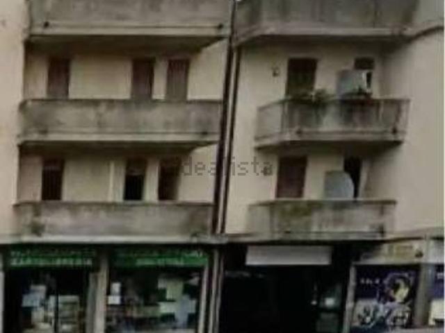 Appartamento in vendita di 93 m² in Via Giuseppe Mazzini, 12