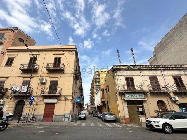 Appartamento in vendita di 93 m² in Via Giuseppe Recupero, 6