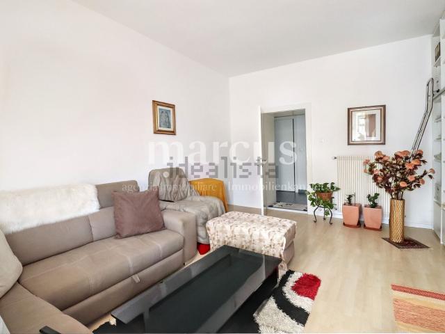 Appartamento in vendita di 93 m² in Via Goethe