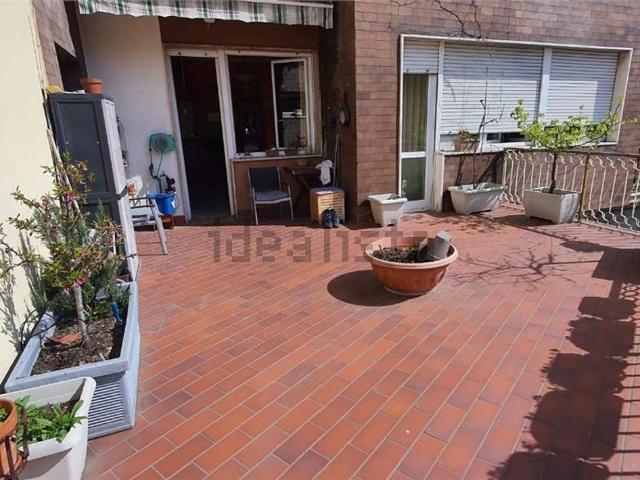Appartamento in vendita di 93 m² in Via Lazio, 43