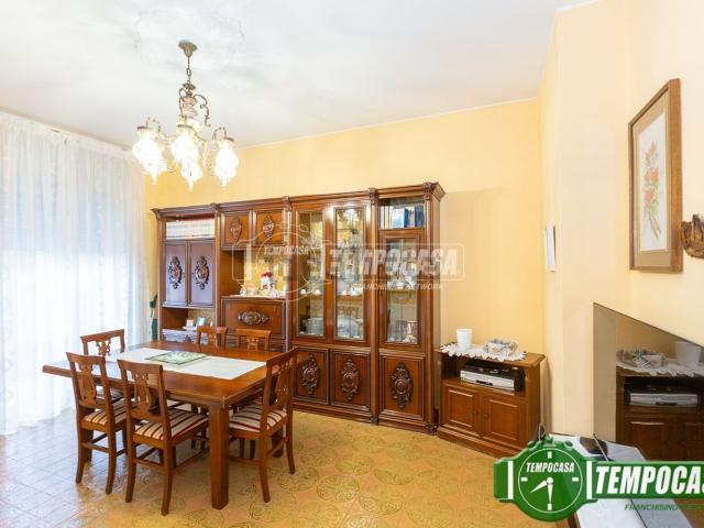 Appartamento in vendita di 93 m² in Via Lodigiani Lelia