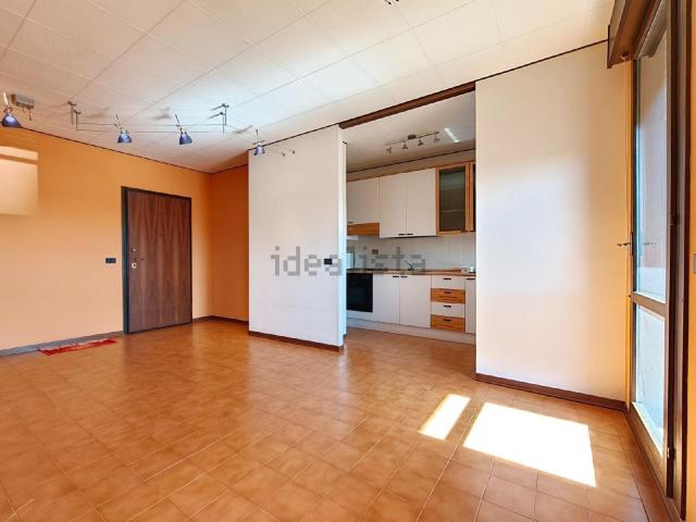 Appartamento in vendita di 93 m² in Via Luigi e Michele Gortani, 28