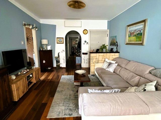 Appartamento in vendita di 93 m² in Via Mascherpa, 33