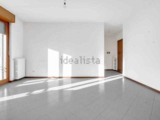 Appartamento in vendita di 93 m² in Via Montello, 16