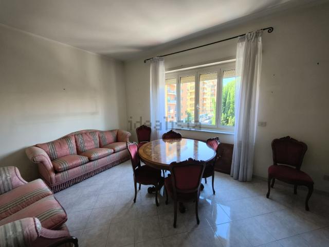 Appartamento in vendita di 93 m² in Via Mugello, 8