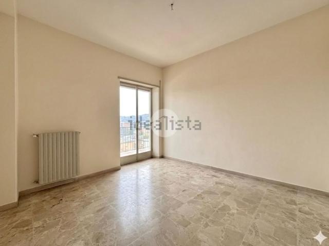 Appartamento in vendita di 93 m² in Via Orazio, 11