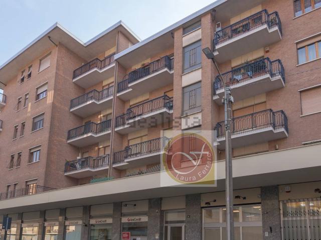 Appartamento in vendita di 93 m² in Via Palestro