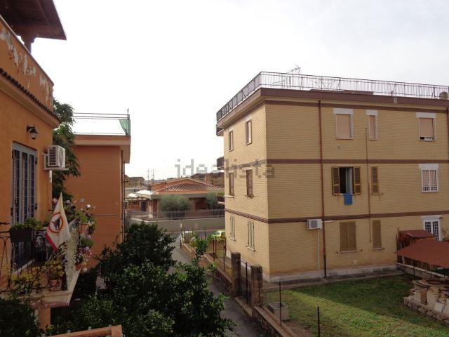 Appartamento in vendita di 93 m² in Via Raffaello Sernesi, 4