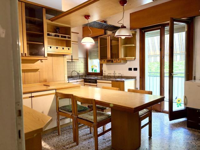 Appartamento in vendita di 93 m² in Via Resia