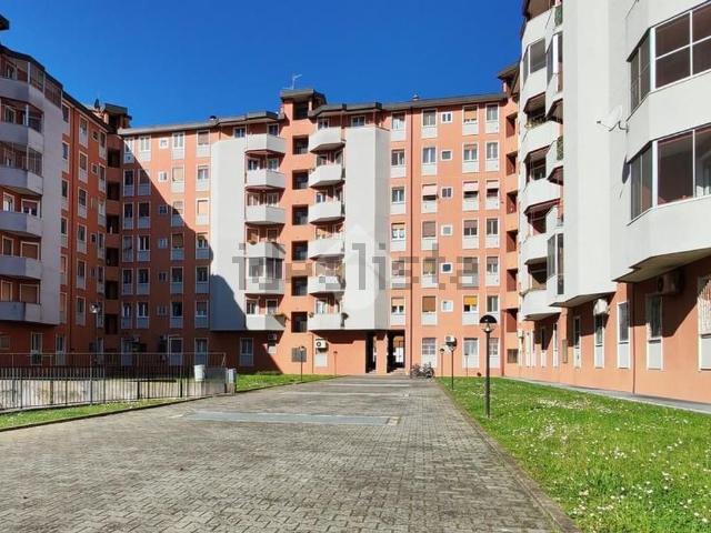 Appartamento in vendita di 93 m² in Via Resistenza, 5