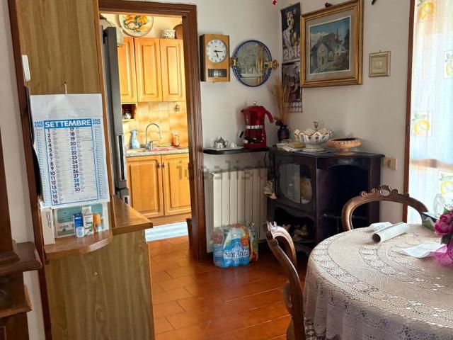 Appartamento in vendita di 93 m² in Via San Francesco D&apos Assisi