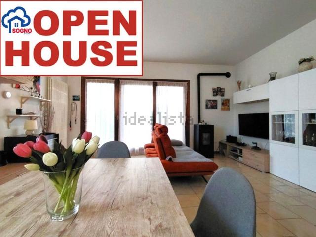 Appartamento in vendita di 93 m² in Via San Maria