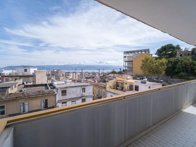 Appartamento in vendita di 93 m² in Via Salso
