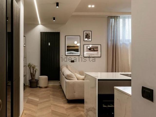 Appartamento in vendita di 93 m² in Via Sebastiano Veniero, 44
