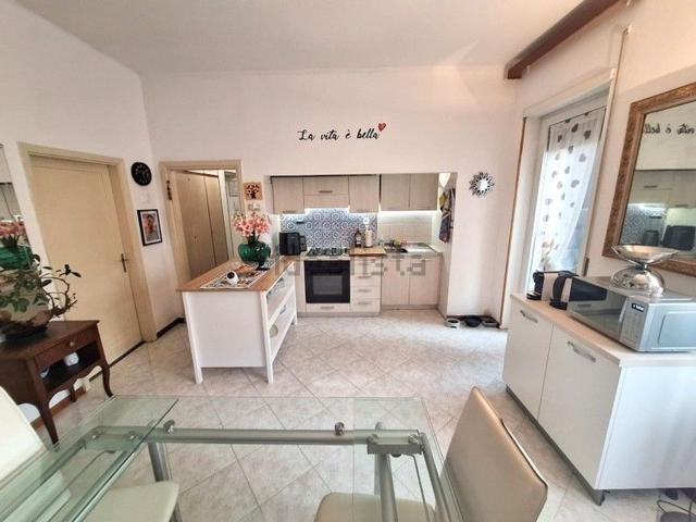 Appartamento in vendita di 93 m² in Viale Carducci