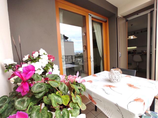Appartamento in vendita di 93 m² in Viale delle Querce