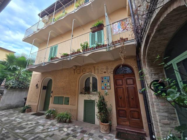 Appartamento in vendita di 93 m² in Viale Patrono d&apos Italia, 24