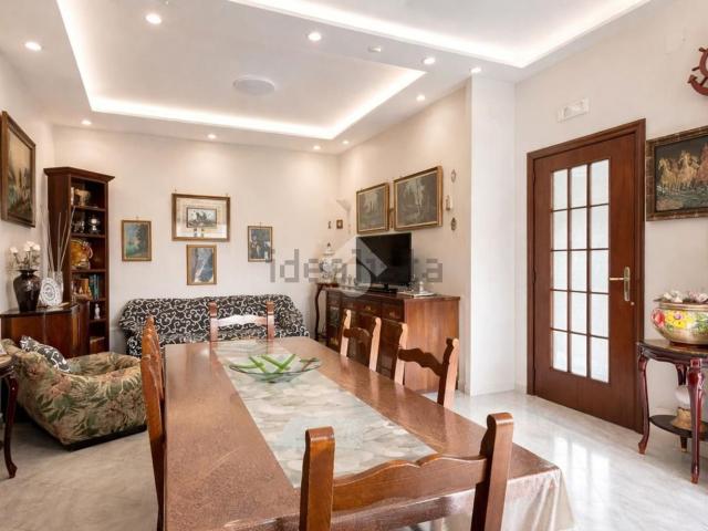 Appartamento in vendita di 93 m² in Viale San Francesco D&apos Assisi, 31