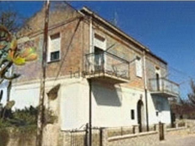 Appartamento in vendita di 90 m² in Contrada Madonnuzza, 105