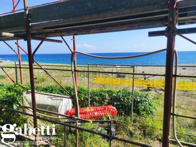 Appartamento in vendita di 90 m² in Contrada Saliceto, 74
