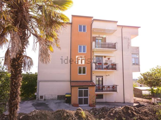 Appartamento in vendita di 90 m² in Contrada San Giovanni in Golfo, 114