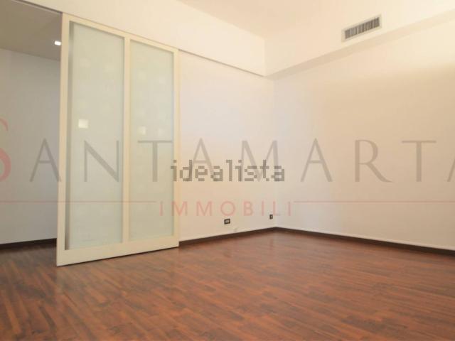Appartamento in vendita di 90 m² in Corso Buenos Aires